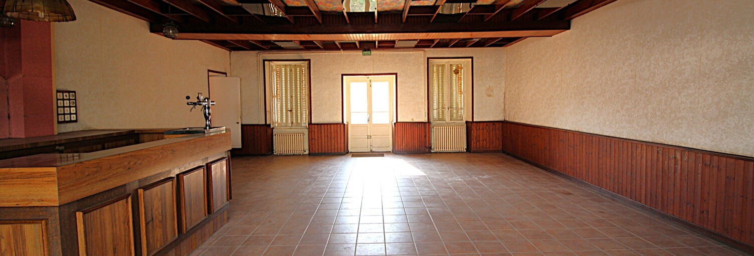 Immeuble  660 m² à vendre à Bourganeuf (23400)