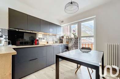 Appartement 3 pièces 210000 €