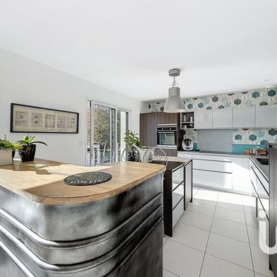 Maison 5 pièces 376000 €