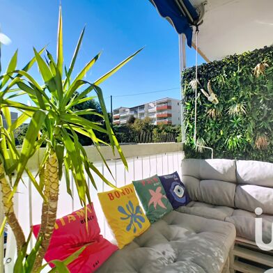 Appartement 4 pièces 285000 €