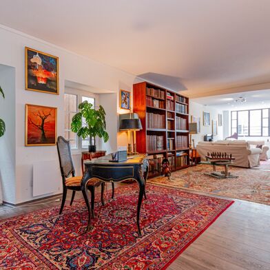 Appartement 4 pièces 242000 €