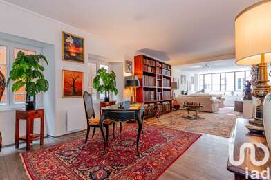 Appartement 4 pièces 242000 €