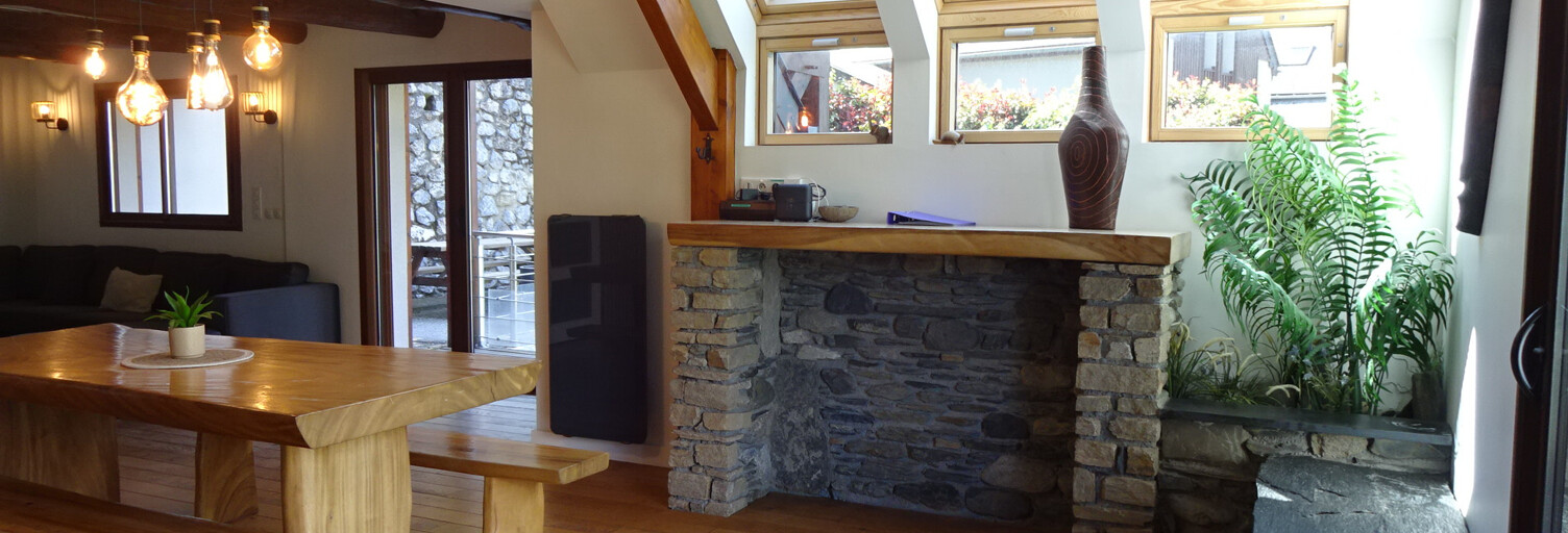 Maison 7 Pièces 177 m² à vendre à Saint-Lary-Soulan (65170)