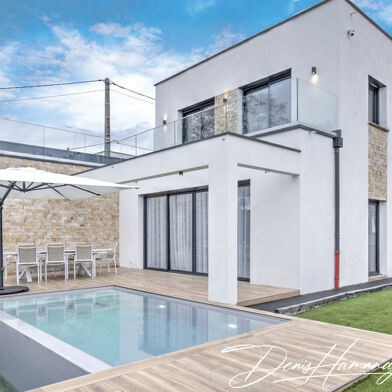 Maison 5 pièces 690000 €