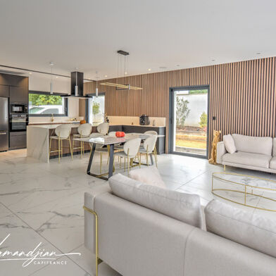 Maison 5 pièces 690000 €