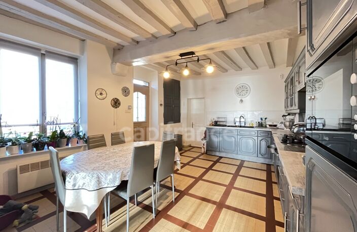 Maison familiale à 1h30 de Paris - 4/5 chambres - aucun travaux à prévoir - cour fermée – 158 m² - Coup de cœur garanti ! — photo 2