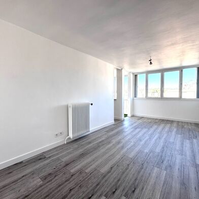 Appartement 3 pièces 140000 €