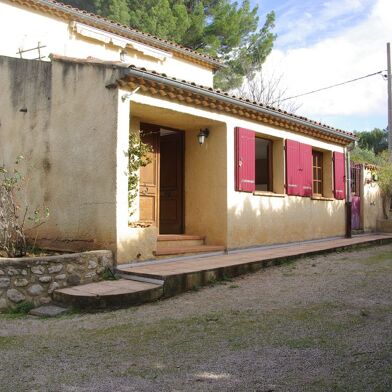 Appartement 1 pièces 670 €