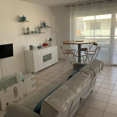 Appartement 3 pièces 920 €