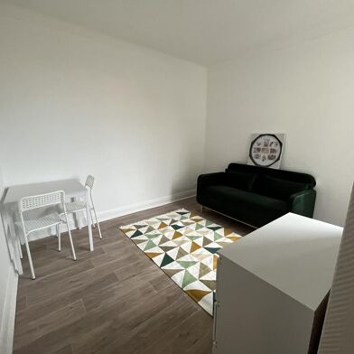 Appartement 1 pièces 920 €