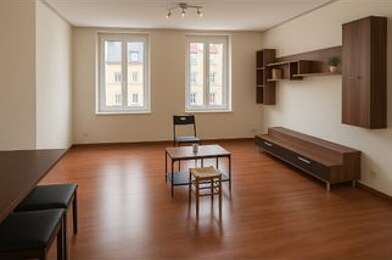 Appartement 5 pièces 980 €