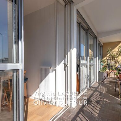 Appartement 5 pièces 177000 €