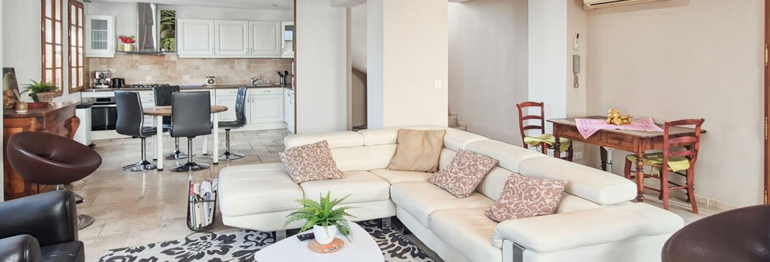 Maison 6 Pièces 153 m² à vendre à Les Angles (30133)