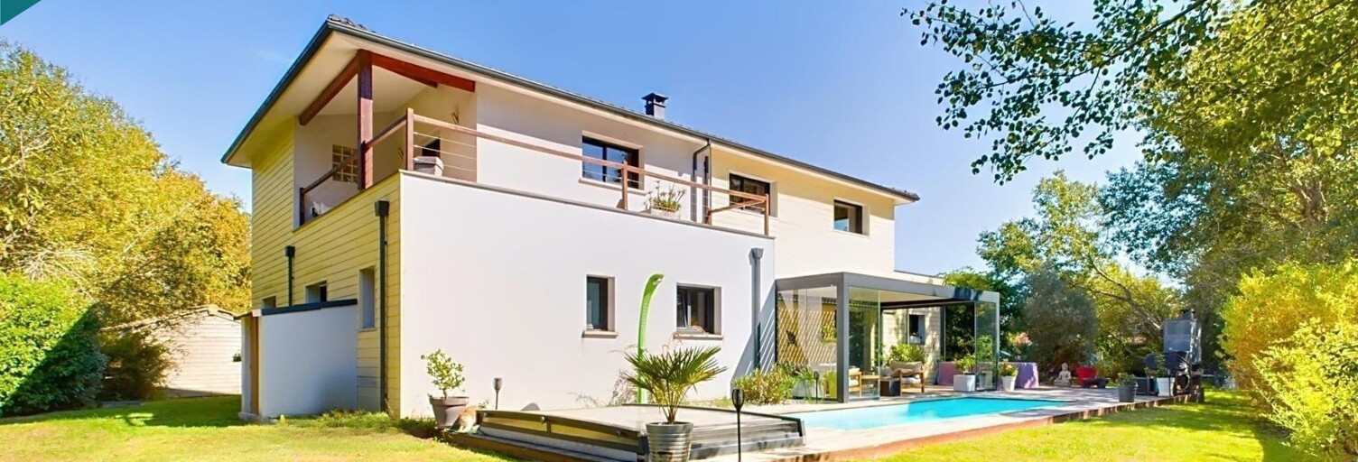 Maison 8 Pièces 224 m² à vendre à Arsac (33460)