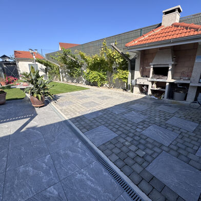 Maison 10 pièces 725000 €