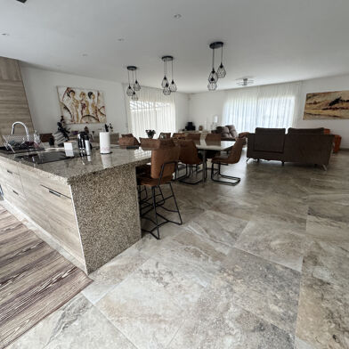 Maison 10 pièces 725000 €