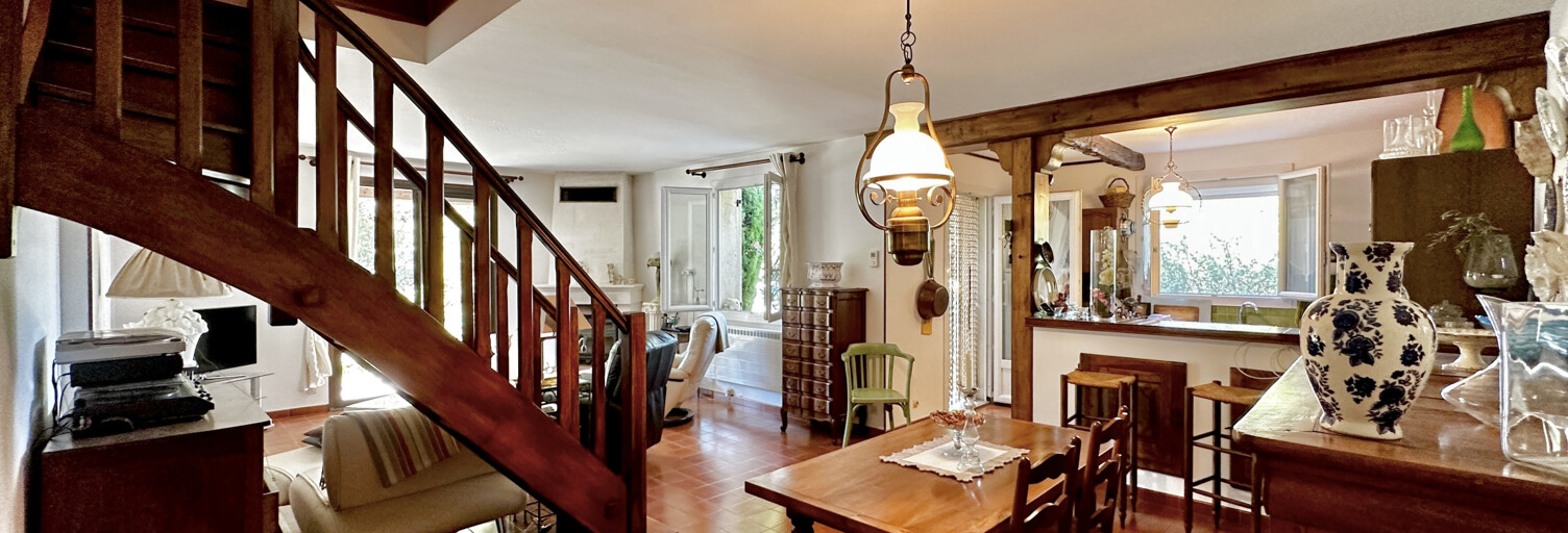 Maison 6 Pièces 133 m² à vendre à Jonquières (84150)