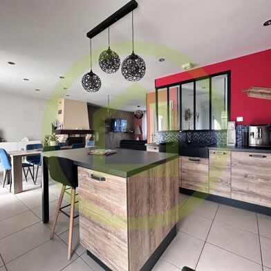 Maison 5 pièces 249000 €