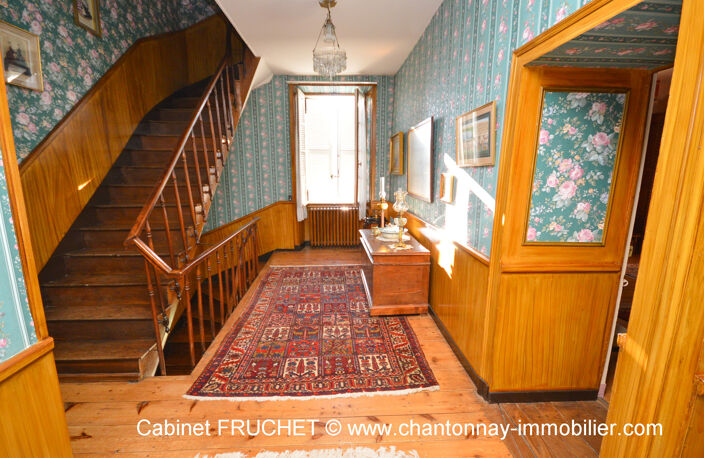 LA CHATAIGNERAIE - Centre ville - Bel ensemble immobilier — photo 3