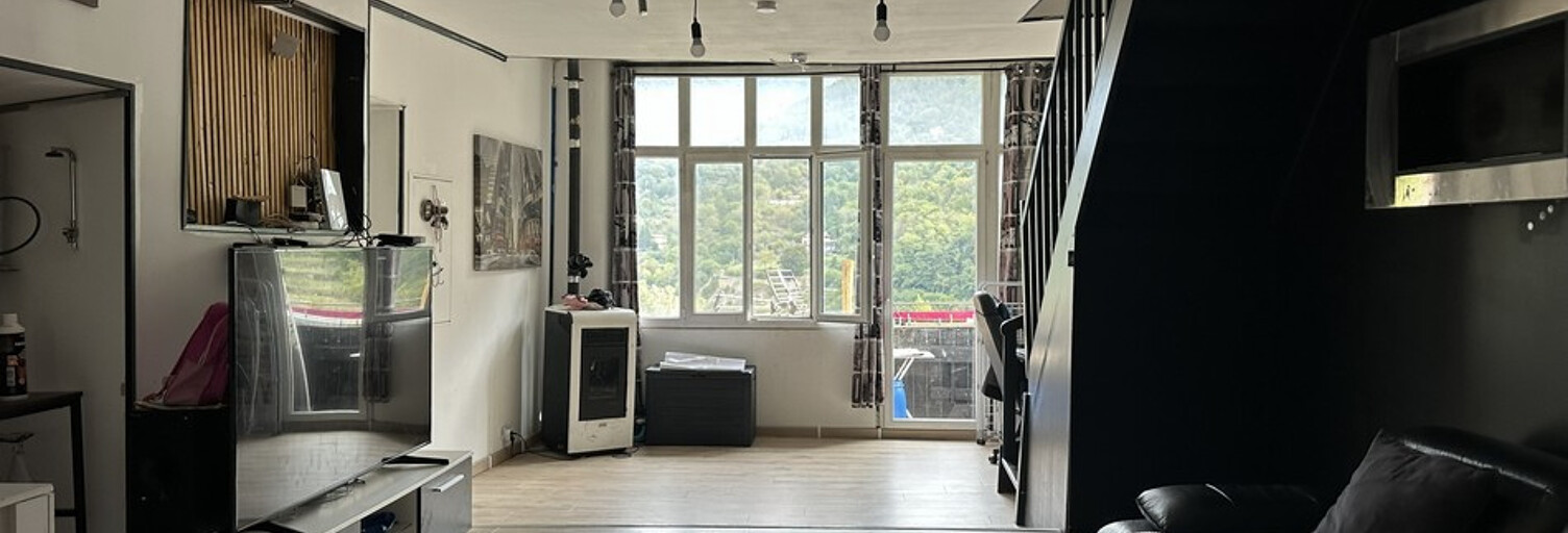 Appartement 5 Pièces 108 m² à vendre à Lantosque (06450)