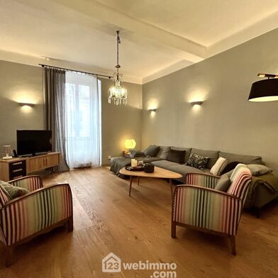 Appartement 5 pièces 496500 €