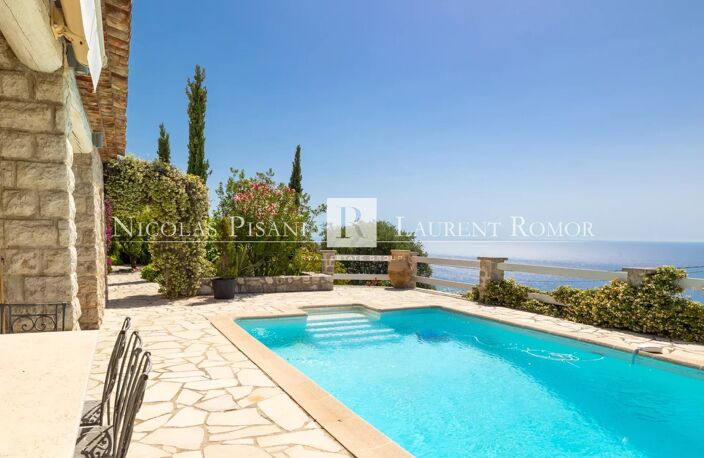 Aux portes de Monaco – Villa de charme avec piscine et terrain d — photo 5