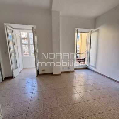Appartement 8 pièces 840000 €