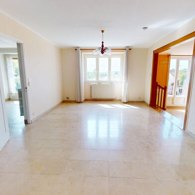 Appartement 6 pièces 177500 €