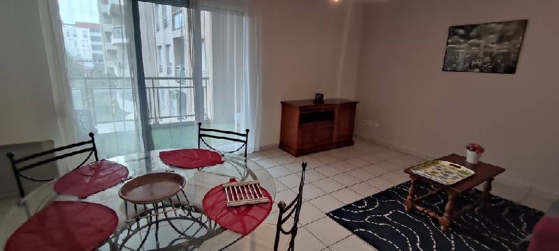 Location T2 55 m² à Lyon 3 1 000 ¤ CC /mois