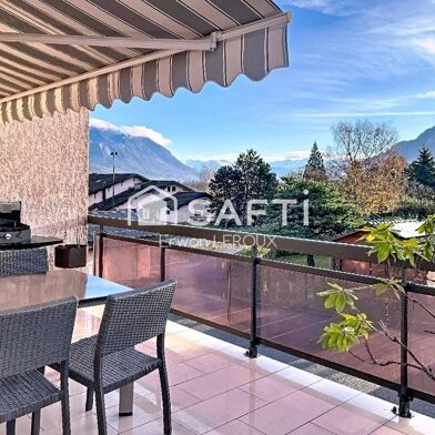 Appartement 5 pièces 382000 €