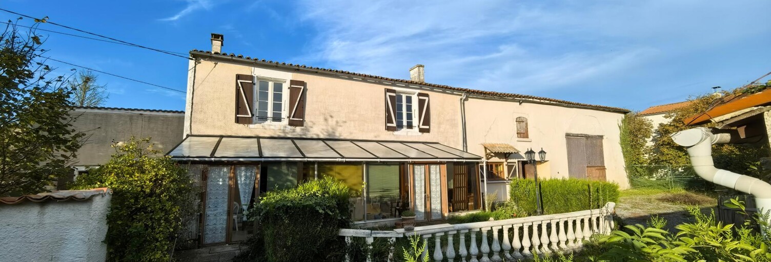 Maison 9 Pièces 180 m² à vendre à Villeneuve-la-Comtesse (17330)