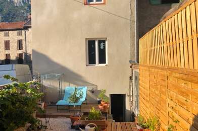 Maison 6 pièces 130000 €