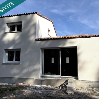 Maison 5 pièces 379900 €