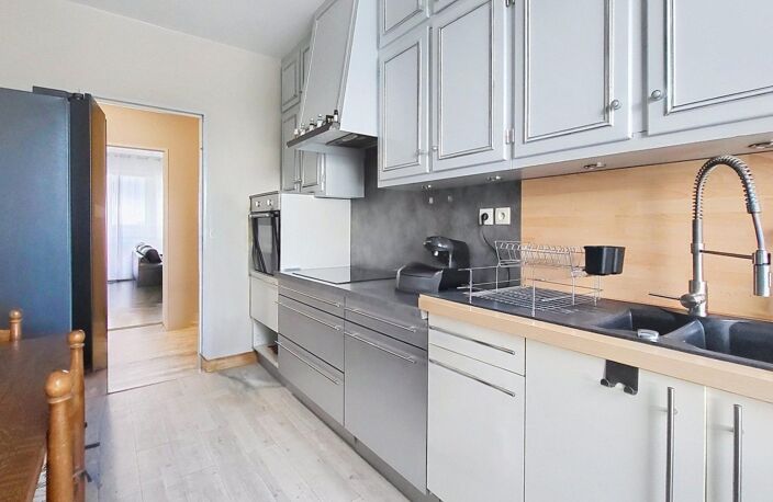 Appartement T5 de 107m2 au centre de Châteauroux — photo 3