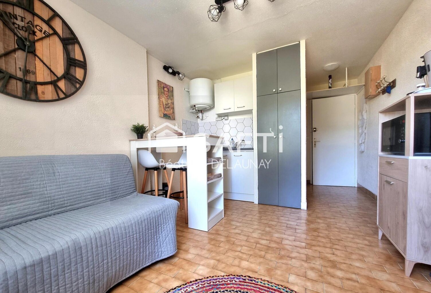 STUDIO PREMIER ETAGE, CELLIER — photo 1