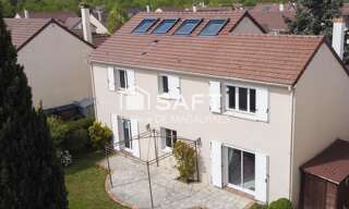 Maison 7 Pièces 152 m² à vendre à Voisins-le-Bretonneux (78960)