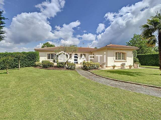 Magnifique propriété de 174m² — photo du bien