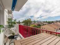 Superbe faux T4 entièrement rénové avec goût et prestations haut de gamme – Balcon, vue dégagée – Montpellier centre ! — photo 3