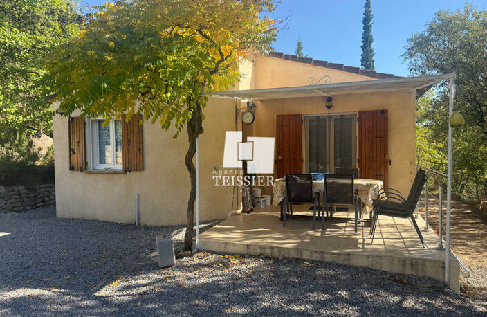 Villa — photo 2