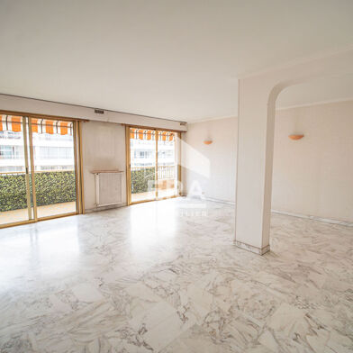 Appartement 3 pièces 319000 €