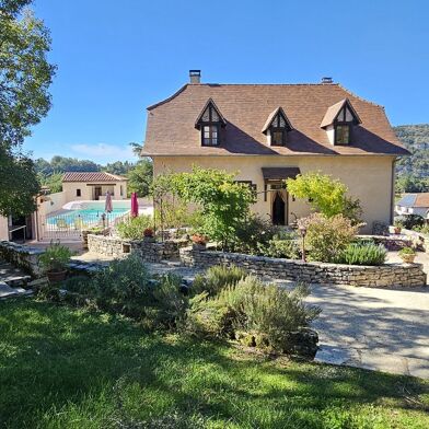 Maison 8 pièces 388000 €