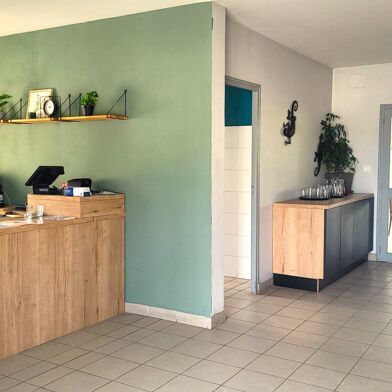 Commerce  329000 €