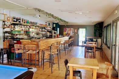 Commerce  329000 €