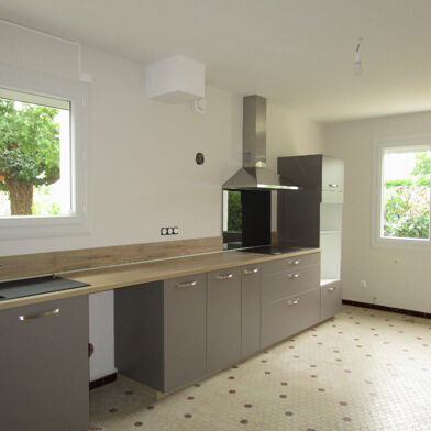 Maison 5 pièces 1000 €