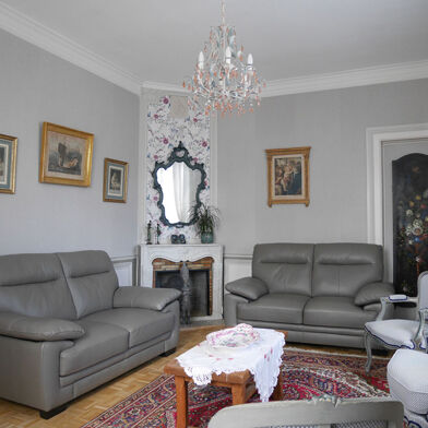 Maison 7 pièces 323000 €