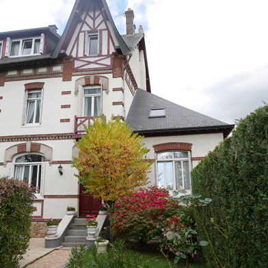 Maison 7 pièces 323000 €