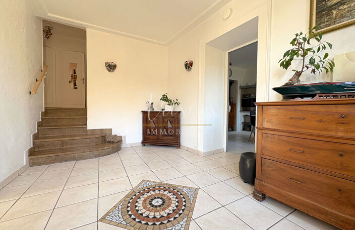VIEUGY centre, EXCLUSIF ! Maison de caractère avec terrain constructible de 1541m2 — photo 3
