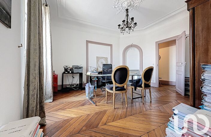 Vente Appartement 5 pièces — photo 2
