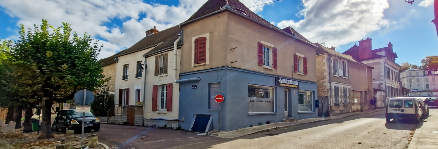 Immeuble  235 m² à vendre à Seignelay (89250)