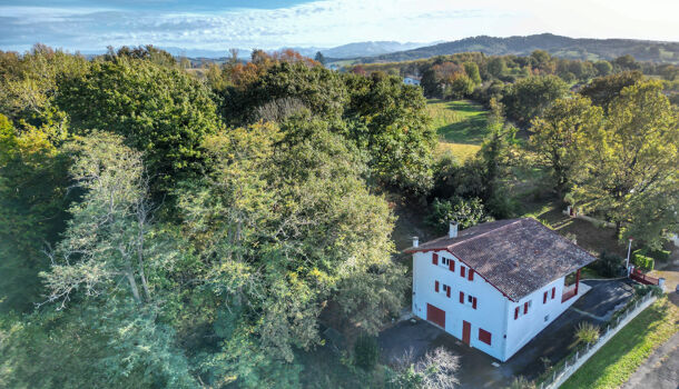 Villa / Maison 8 pièces  à vendre Saint-Palais 64120